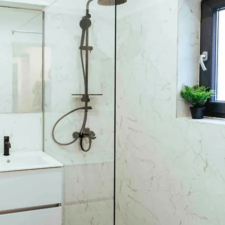 Bright 2br Flat - Location - Amazing Balconies * Bucarest