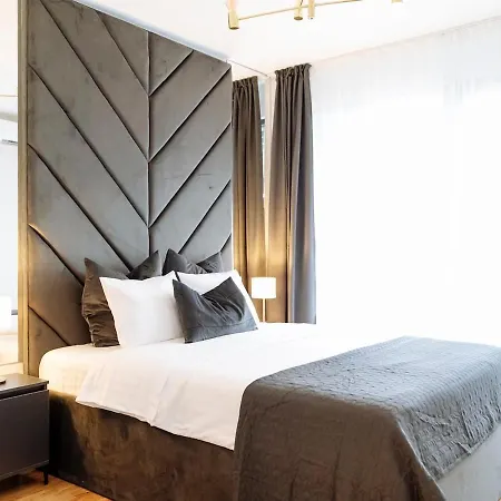 Bright 2br Flat - Location - Amazing Balconies Διαμέρισμα *