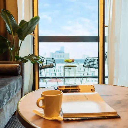 Bright 2br Flat - Location - Amazing Balconies Διαμέρισμα *